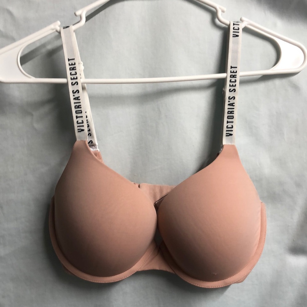 Victoria’s Secret T-shirt push-up full coverage 32DD convertible dusty pink bra